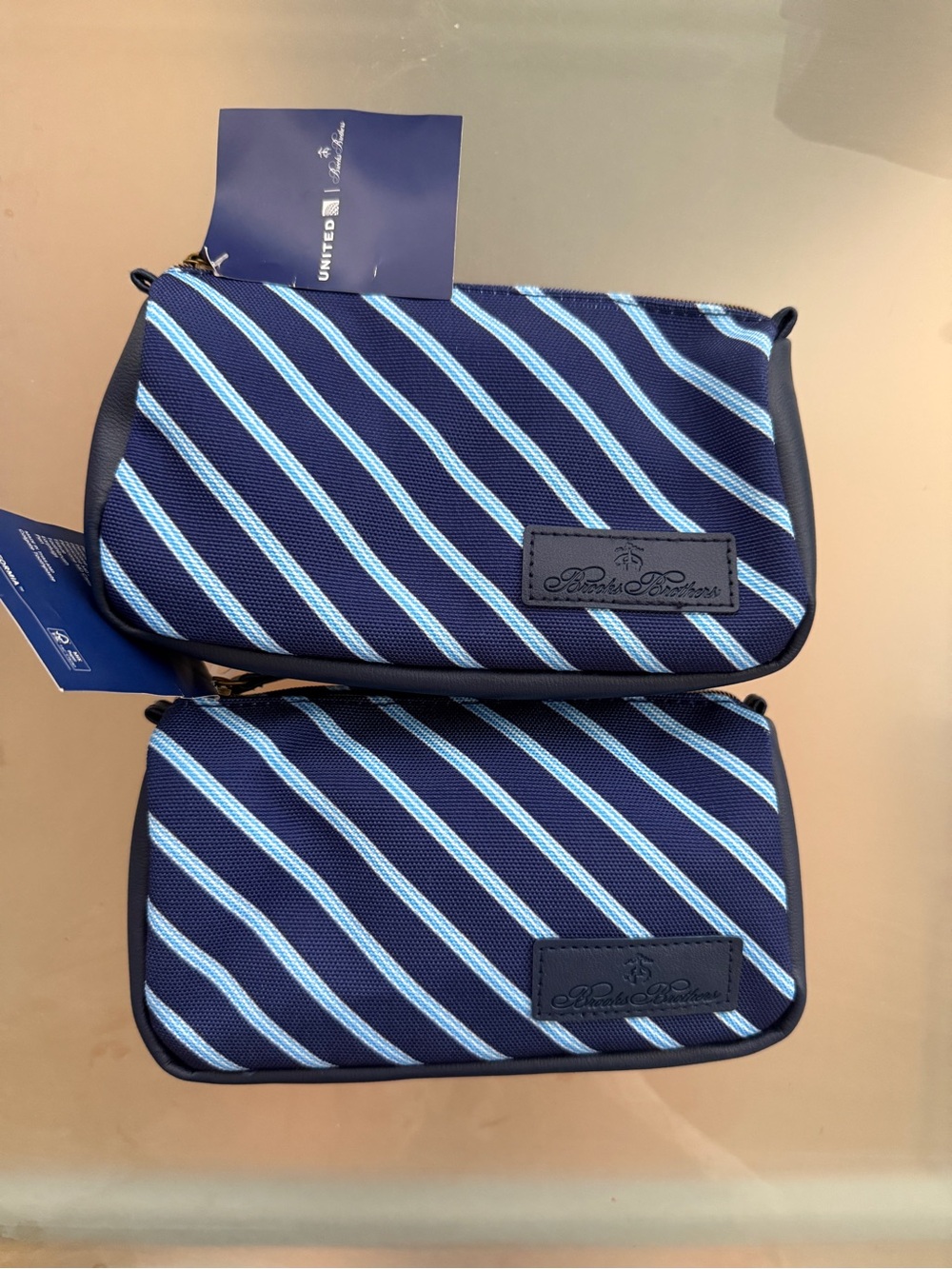NWT - Brooks Brothers United Airlines Toiletry Pouch Travel Kit 2x